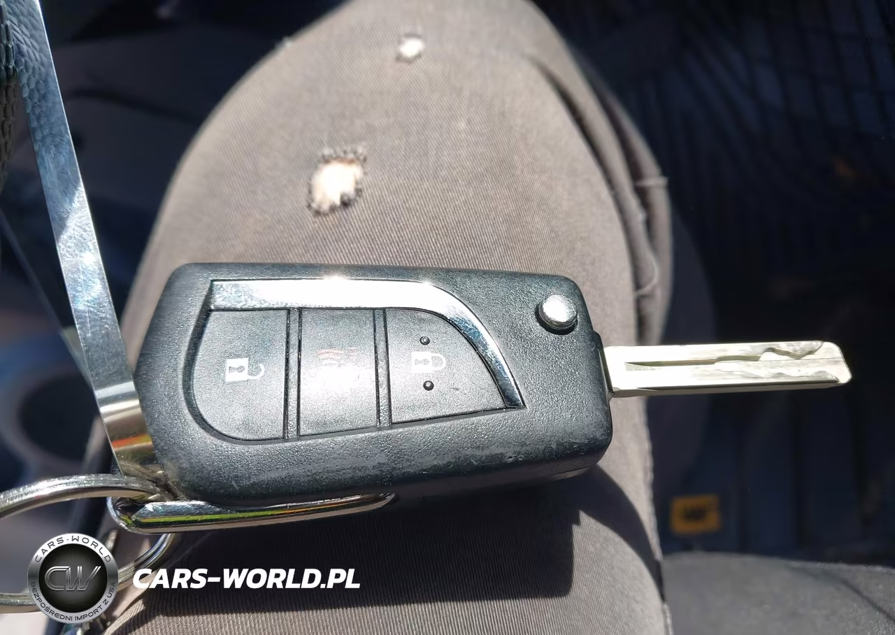 2013 Scion Xd 10 Series VIN:JTKKUPB41D1038965 - 11