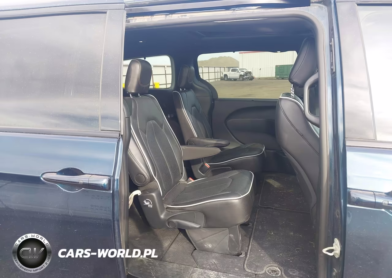 2025 Chrysler Pacifica Limited VIN:2C4RC1GG1SR611008 - 8