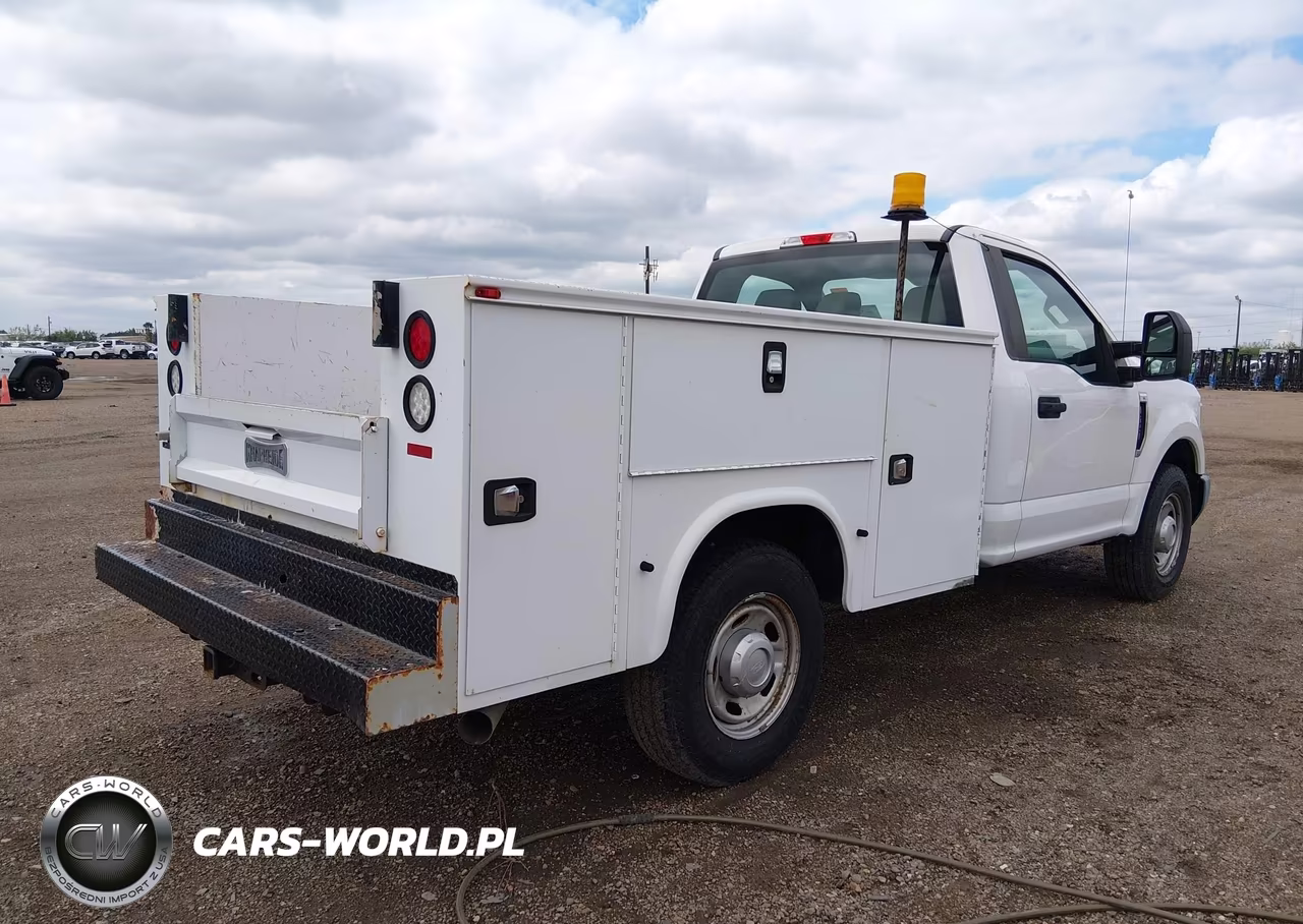 2018 Ford F-250 Xl VIN:1FDBF2A63JEC69504 - 4