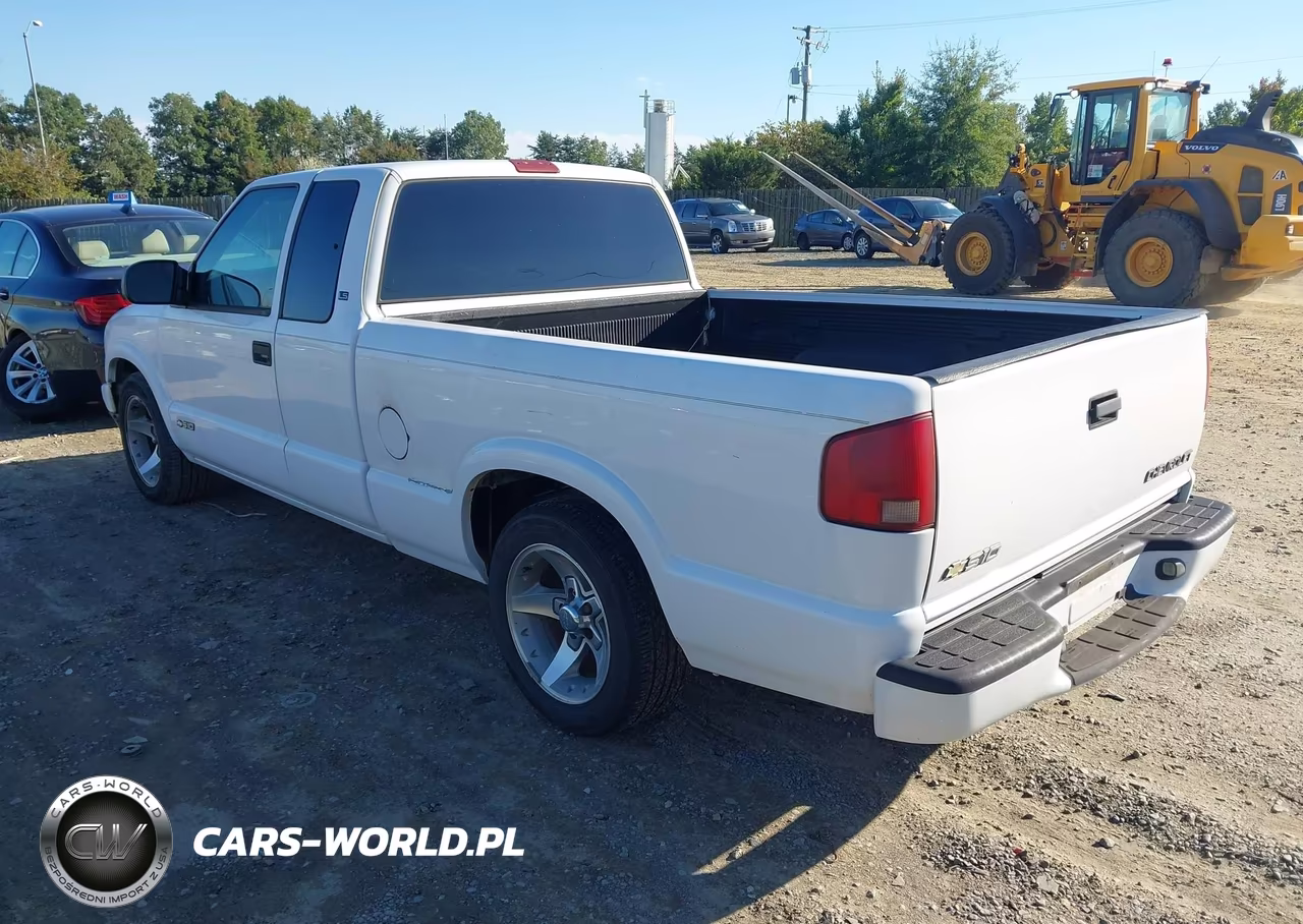 2003 Chevrolet S-10 Ls VIN:1GCCS19X638103149 - 3