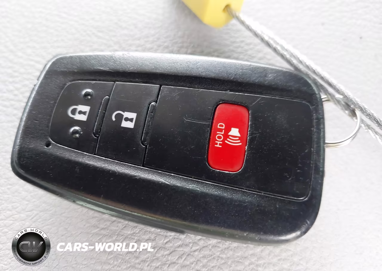 2021 Toyota Prius Le VIN:JTDKAMFU0M3140593 - 11