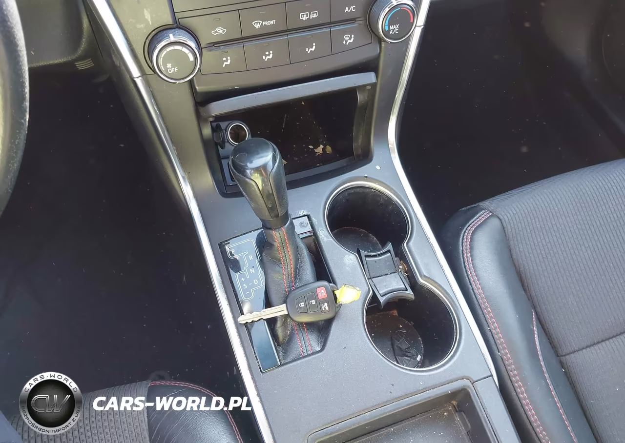 2016 Toyota Camry Se VIN:4T1BF1FK2GU516266 - 11