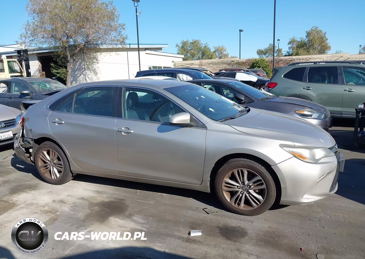 2016 Toyota Camry Se VIN:4T1BF1FK2GU516266 - 13