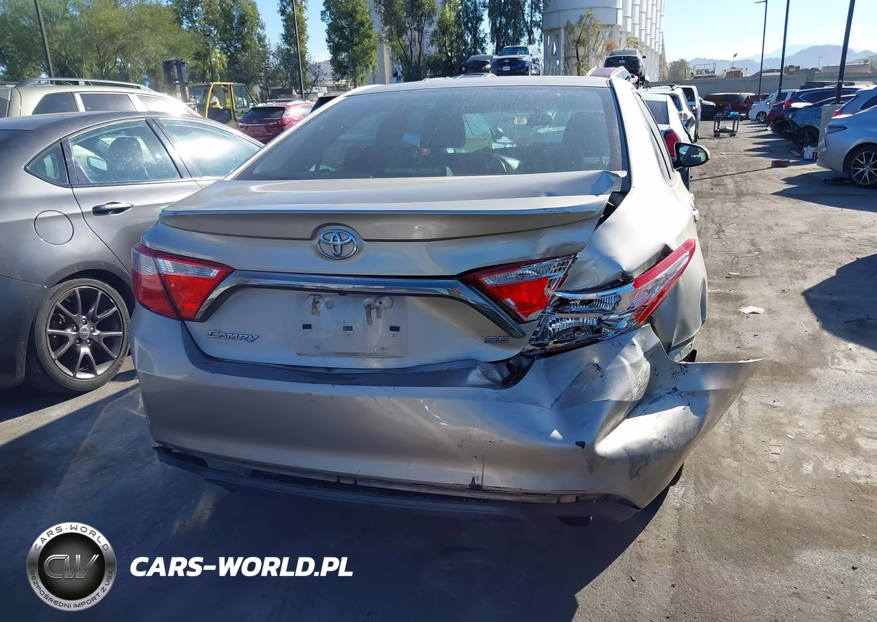 2016 Toyota Camry Se VIN:4T1BF1FK2GU516266 - 16
