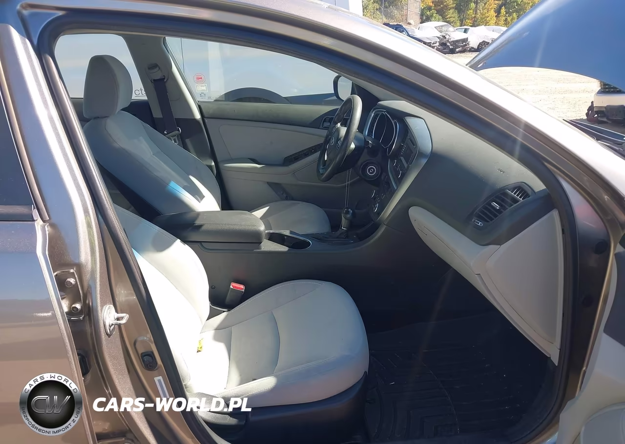 2015 Kia Optima Lx VIN:5XXGM4A72FG372565 - 5
