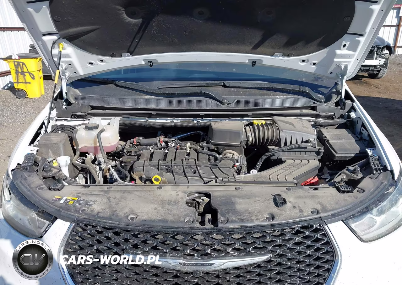 2026 Chrysler Pacifica Select VIN:2C4RC1BG3TR209306 - 10