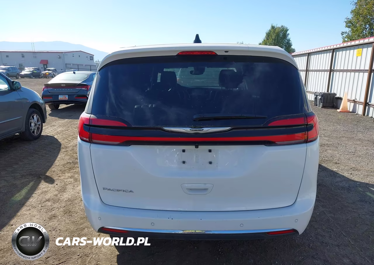 2026 Chrysler Pacifica Select VIN:2C4RC1BG3TR209306 - 16