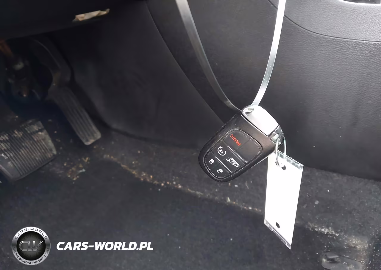2019 Jeep Cherokee Trailhawk 4X4 VIN:1C4PJMBX8KD417956 - 11