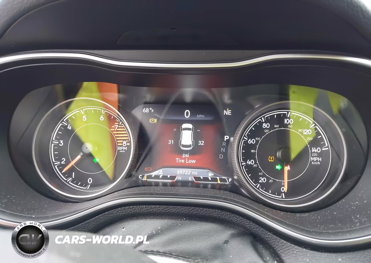 2019 Jeep Cherokee Trailhawk 4X4 VIN:1C4PJMBX8KD417956 - 7