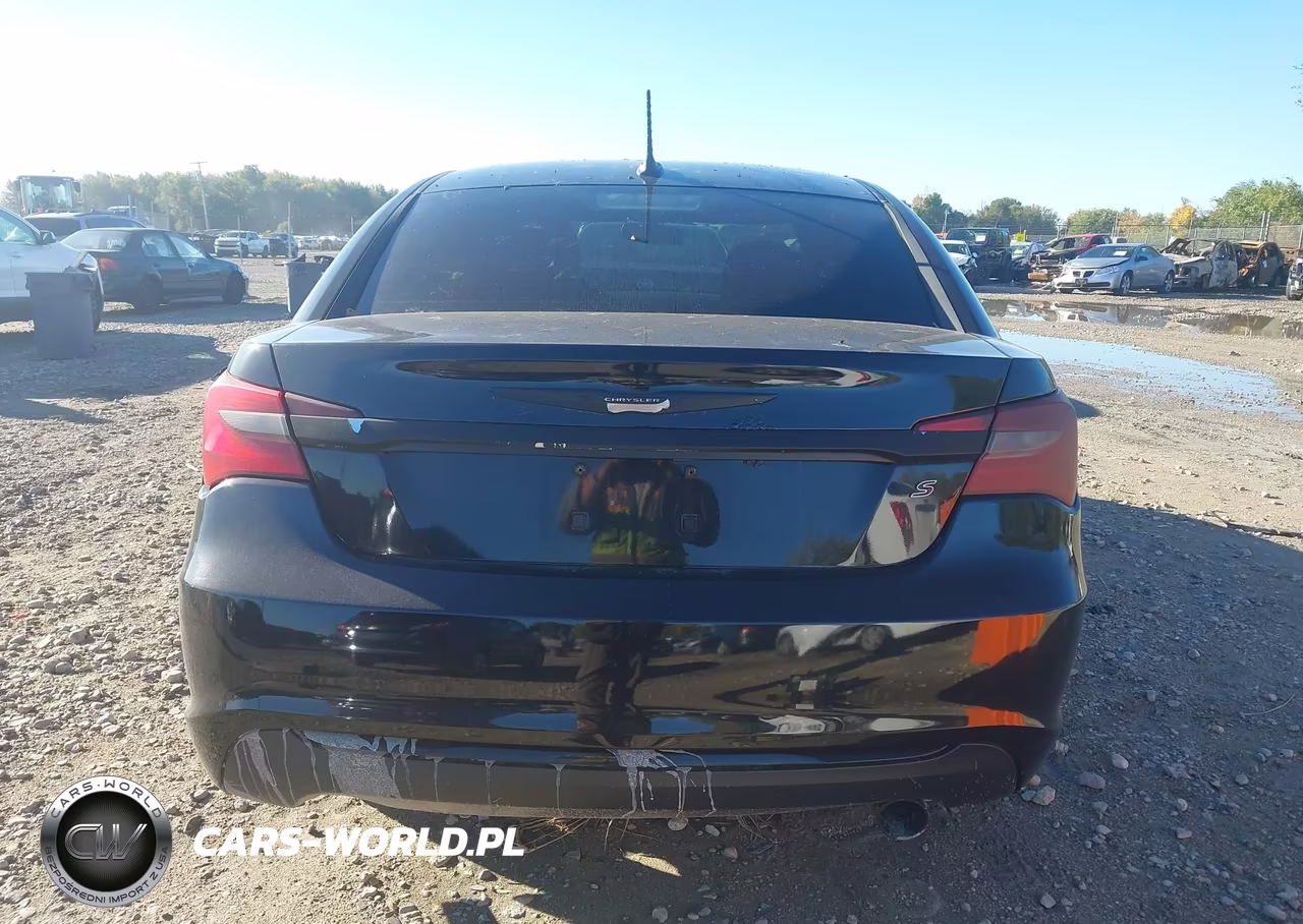 2014 Chrysler 200 Touring VIN:1C3CCBBG9EN198649 - 17
