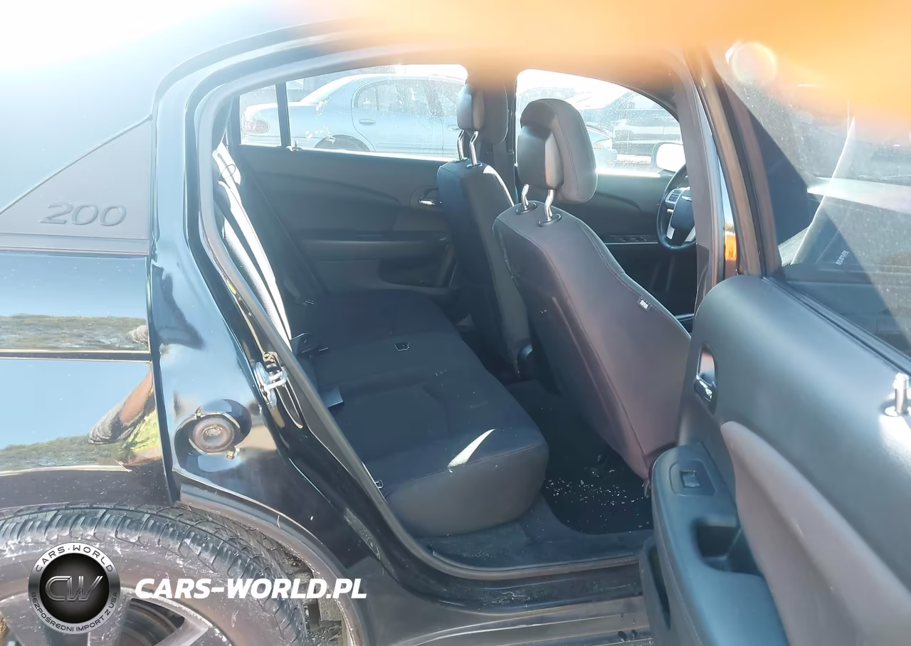 2014 Chrysler 200 Touring VIN:1C3CCBBG9EN198649 - 8
