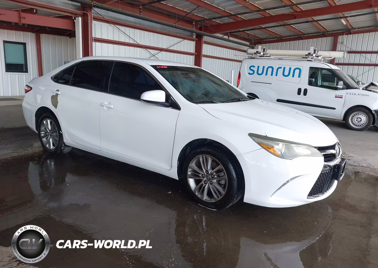 2015 Toyota Camry Se – zdjęcie 1 z 12