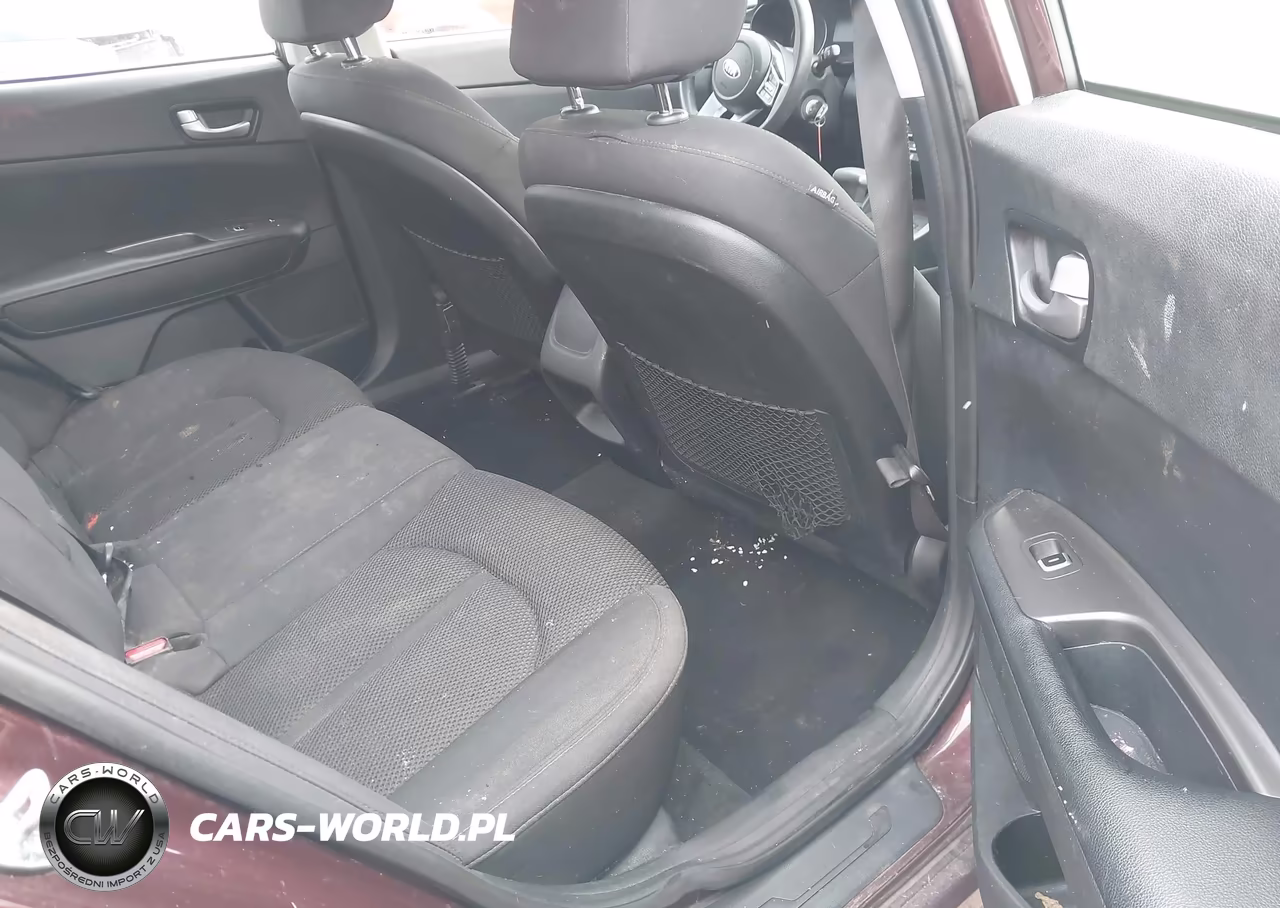 2019 Kia Optima Lx VIN:5XXGT4L33KG283370 - 8