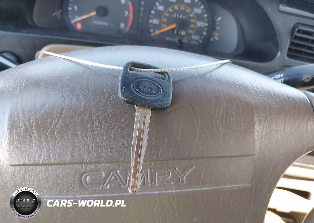 1995 Toyota Camry Le VIN:4T1SK12E3SU523926 - 11