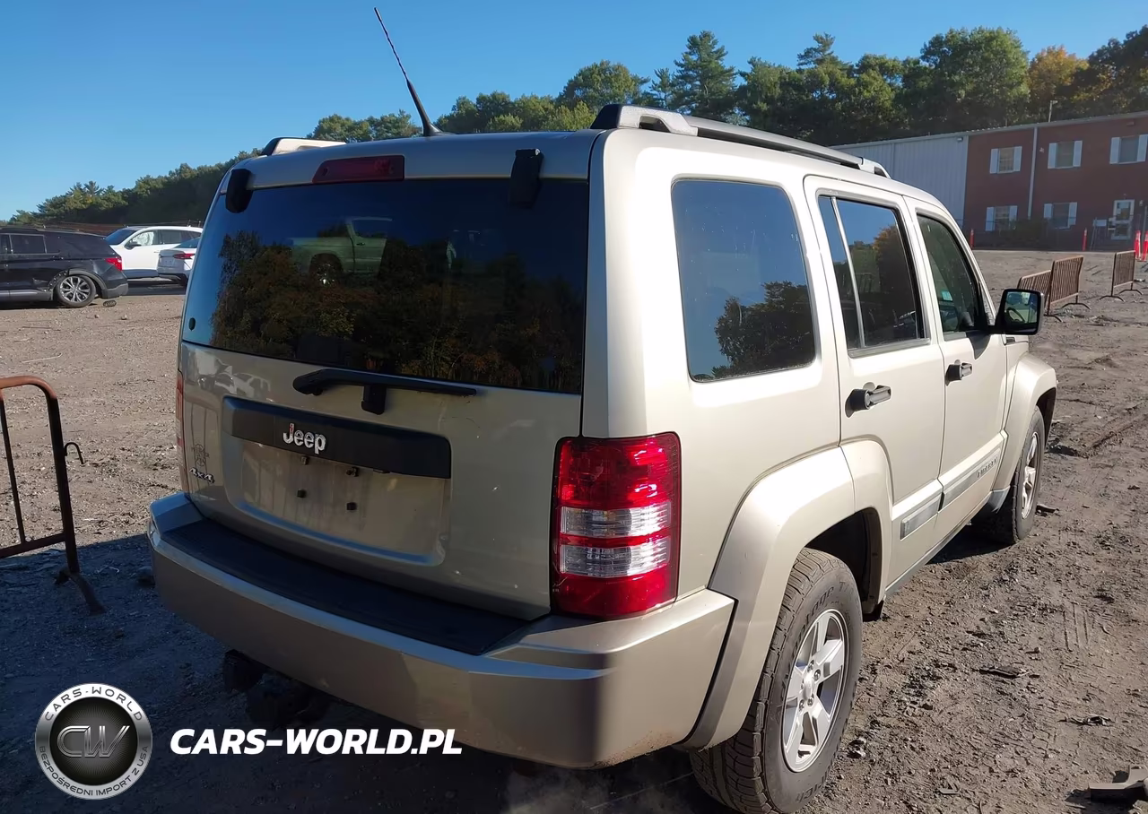 2011 Jeep Liberty Sport VIN:1J4PN2GK4BW502345 - 4