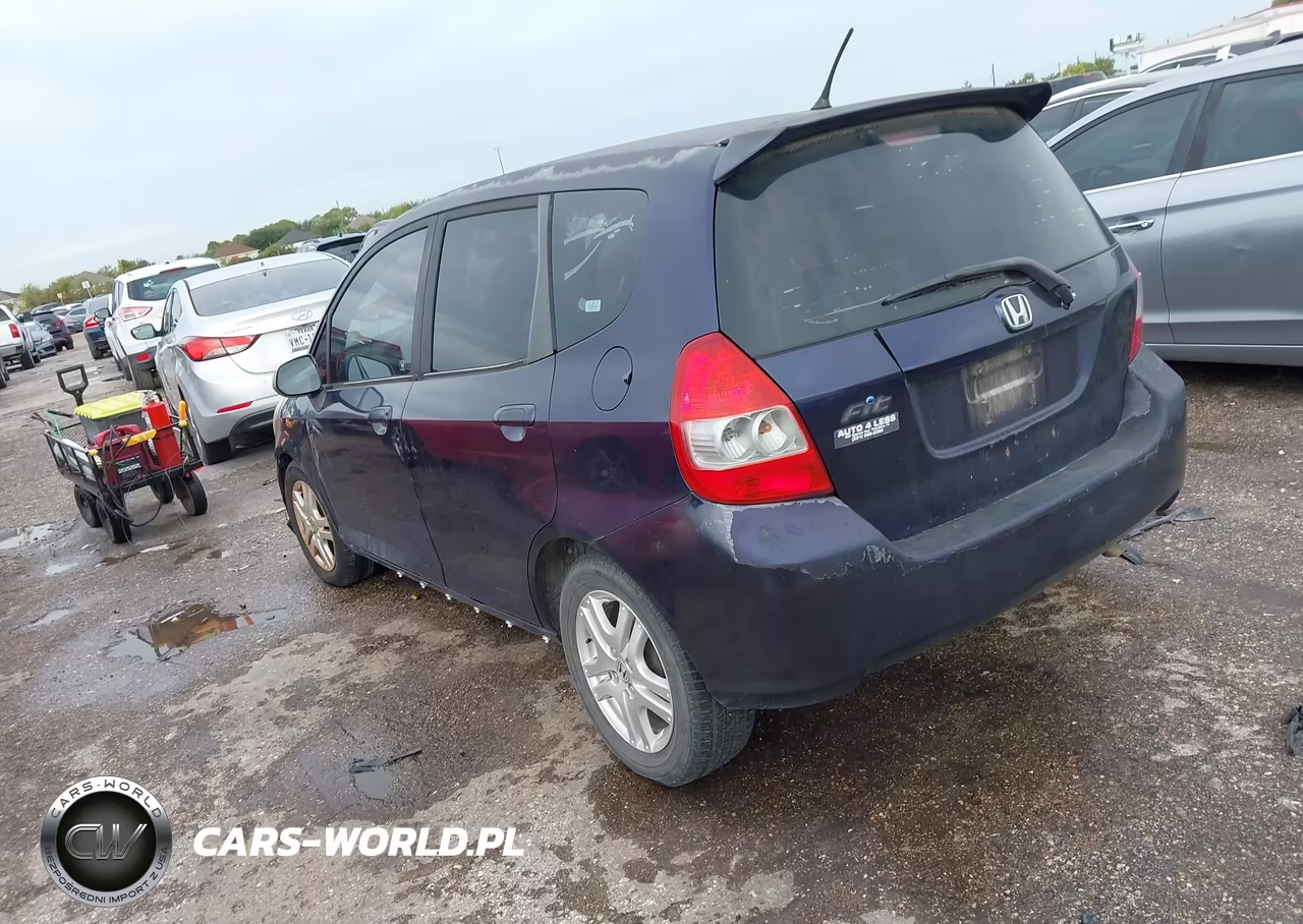 2008 Honda Fit Sport VIN:JHMGD38608S014833 - 3