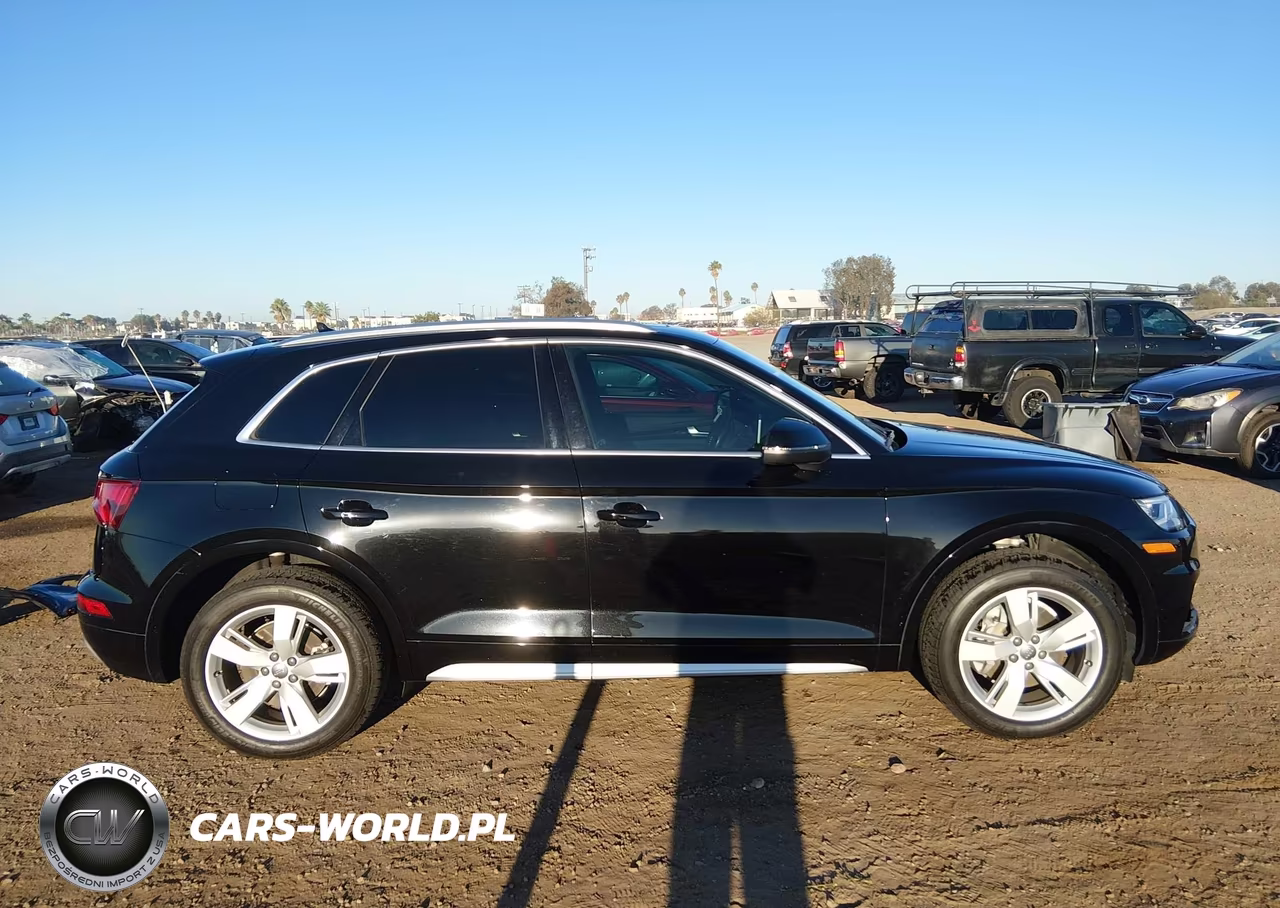 2019 Audi Q5 45 Premium VIN:WA1BNAFYXK2061385 - 14
