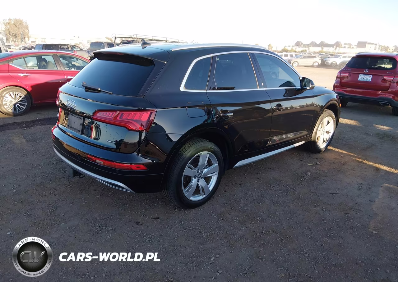 2019 Audi Q5 45 Premium VIN:WA1BNAFYXK2061385 - 4