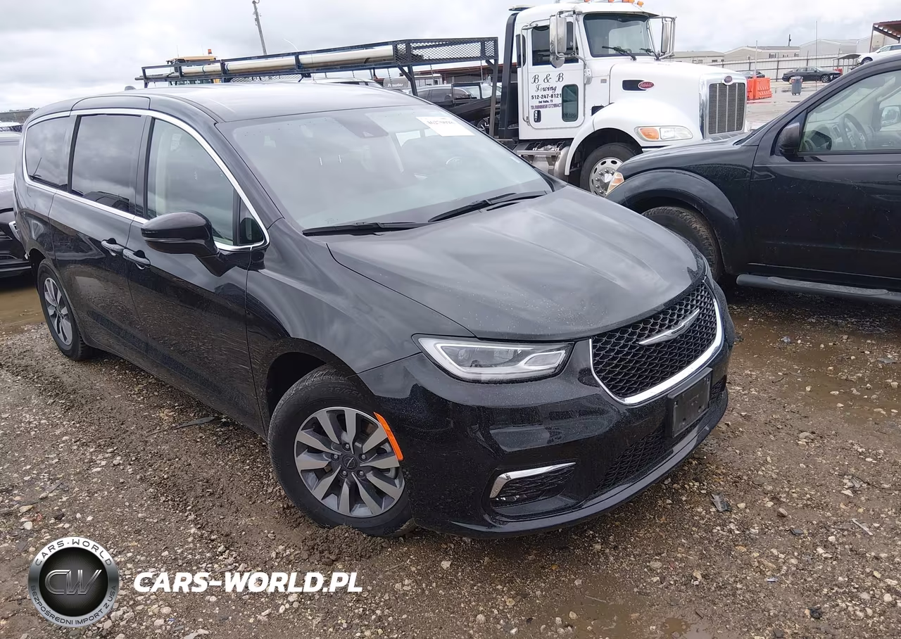 2024 Chrysler Pacifica Hybrid Select VIN:2C4RC1S7XRR150103 - 1