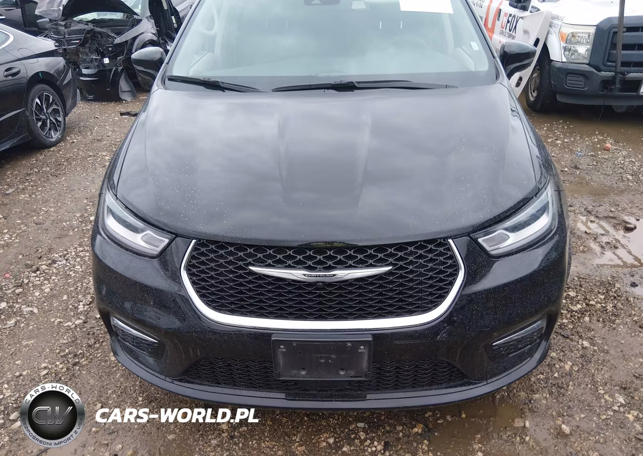 2024 Chrysler Pacifica Hybrid Select VIN:2C4RC1S7XRR150103 - 12