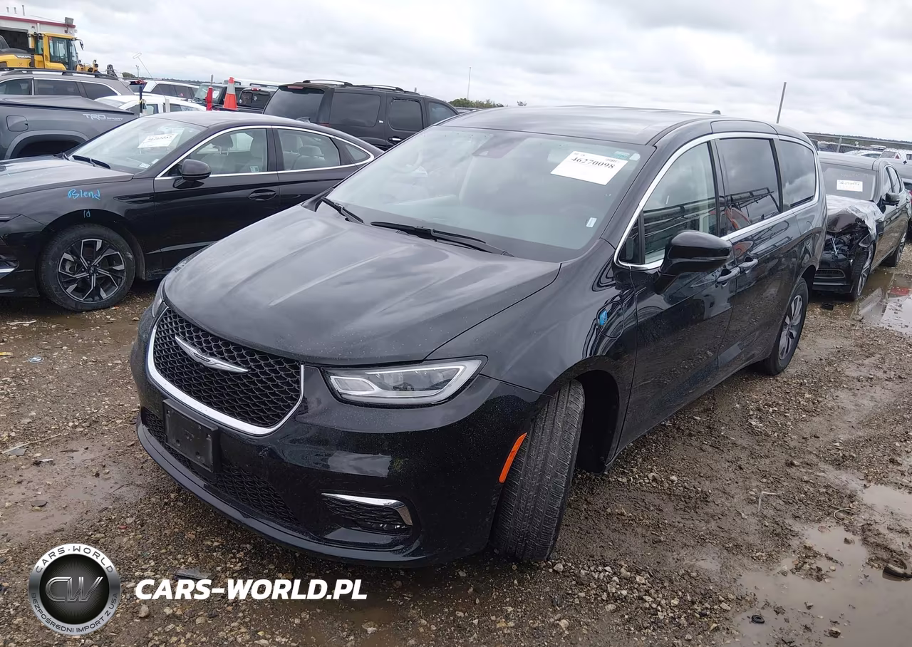 2024 Chrysler Pacifica Hybrid Select VIN:2C4RC1S7XRR150103 - 2