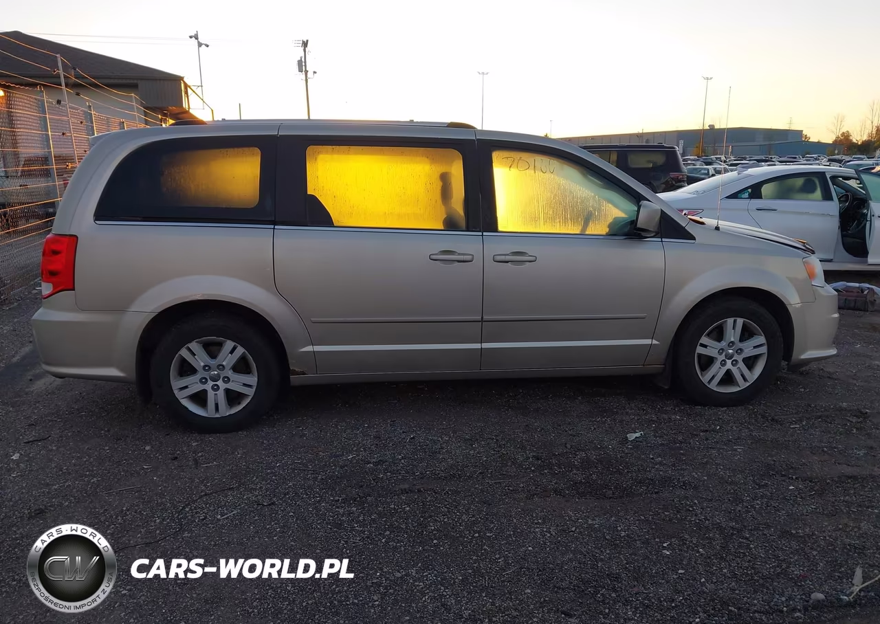 2012 Dodge Grand Caravan Crew VIN:2C4RDGDG8CR369923 - 13