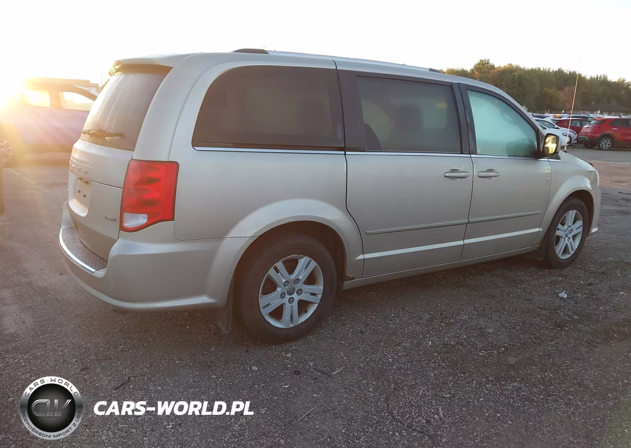 2012 Dodge Grand Caravan Crew VIN:2C4RDGDG8CR369923 - 4