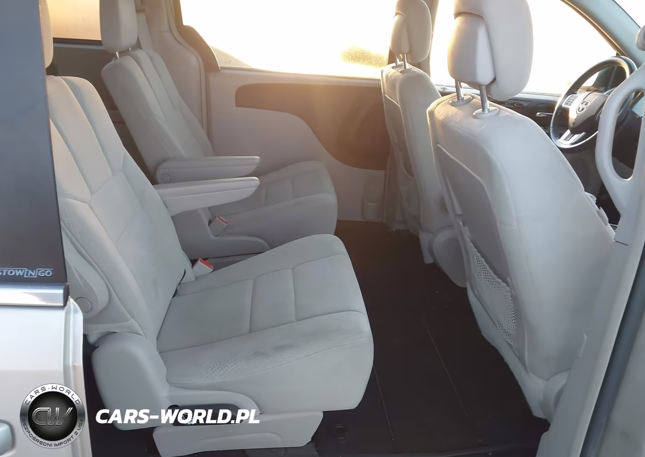 2012 Dodge Grand Caravan Crew VIN:2C4RDGDG8CR369923 - 8