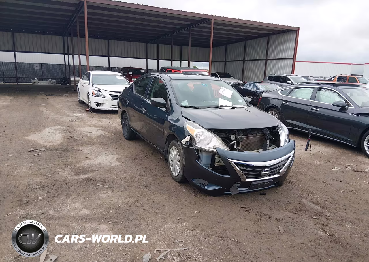 2016 Nissan Versa 1.6 S