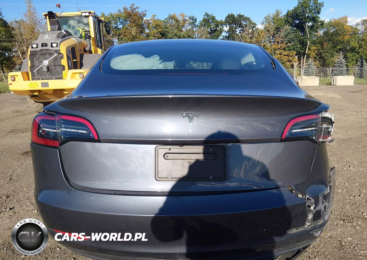 2023 Tesla Model 3 Rear-Wheel Drive VIN:5YJ3E1EA0PF692228 - 17
