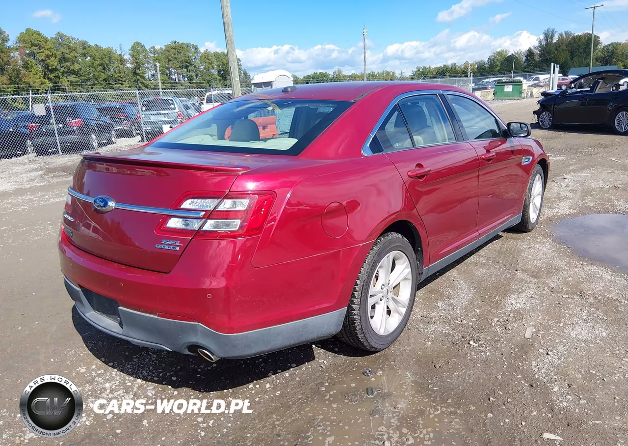 2015 Ford Taurus Sel VIN:1FAHP2E82FG125354 - 4