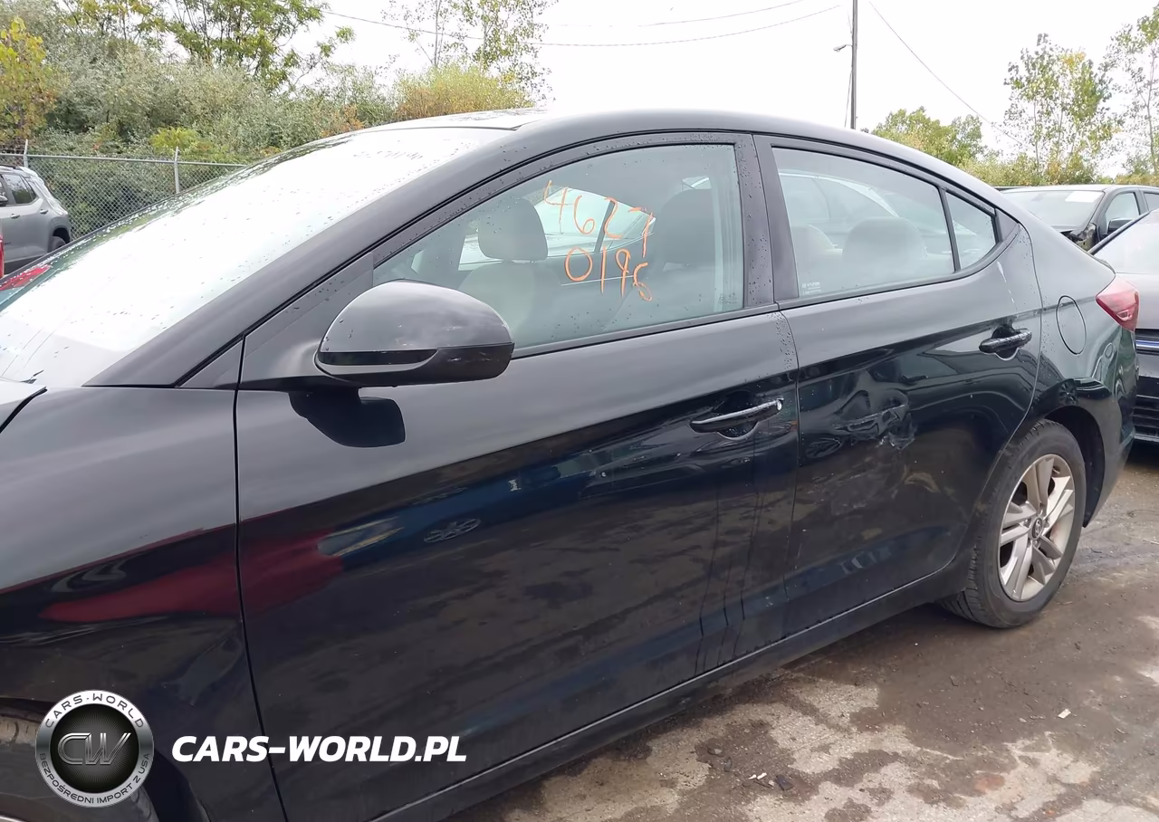 2019 Hyundai Elantra Sel VIN:5NPD84LF1KH437562 - 17