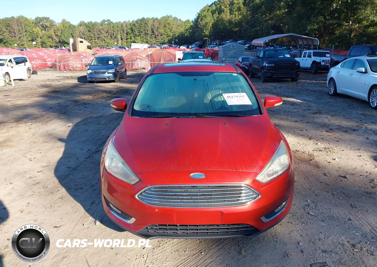 2018 Ford Focus Titanium VIN:1FADP3J26JL314935 - 12