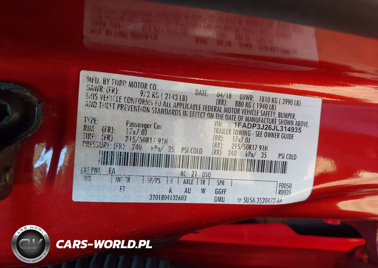 2018 Ford Focus Titanium VIN:1FADP3J26JL314935 - 9