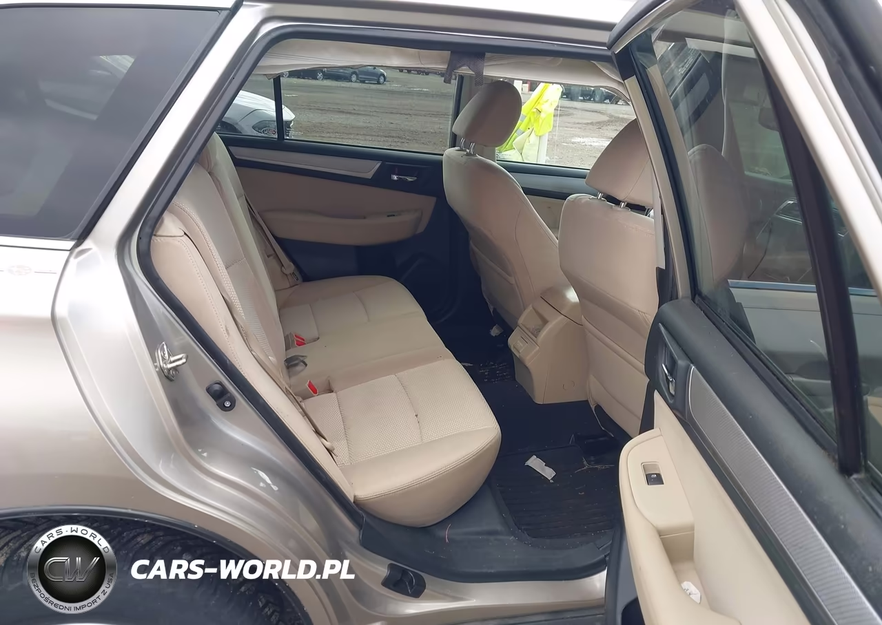 2018 Subaru Outback 2.5I Premium VIN:4S4BSADC5J3258779 - 8