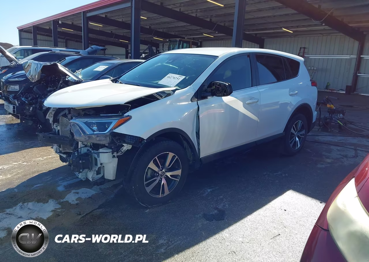 2018 Toyota Rav4 Le VIN:JTMBFREVXJD251232 - 2