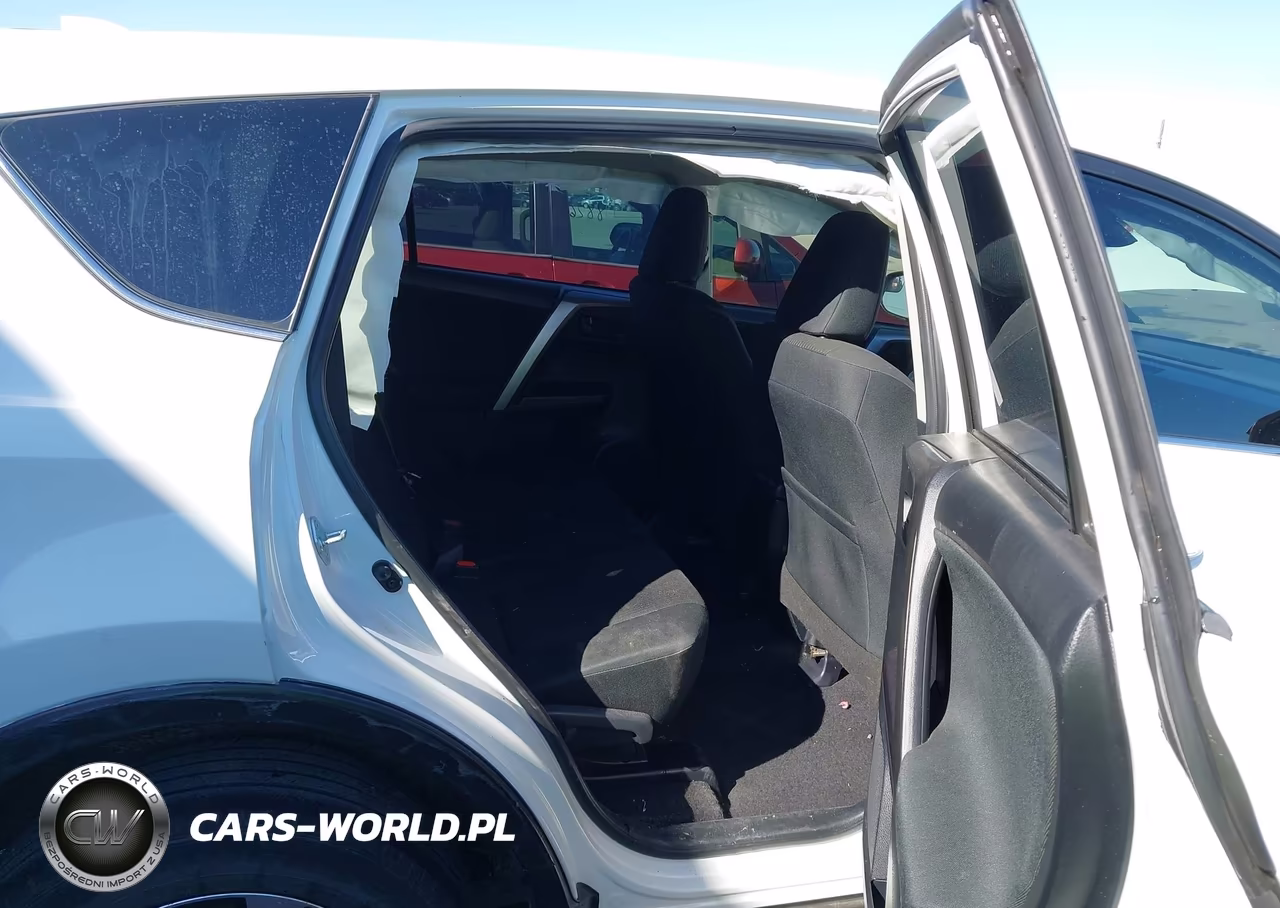 2018 Toyota Rav4 Le VIN:JTMBFREVXJD251232 - 8