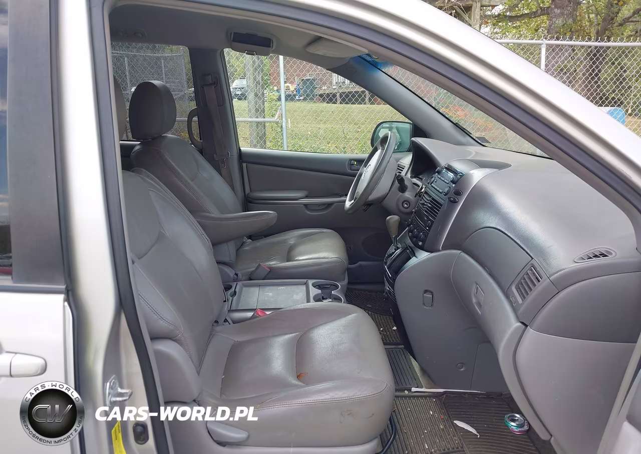 2010 Toyota Sienna Le VIN:5TDKK4CC6AS313195 - 5