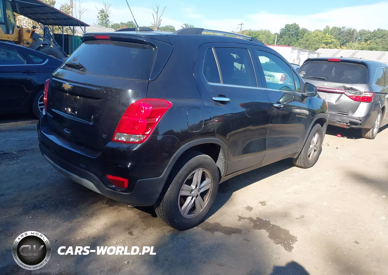 2019 Chevrolet Trax Lt VIN:KL7CJPSB4KB925001 - 4