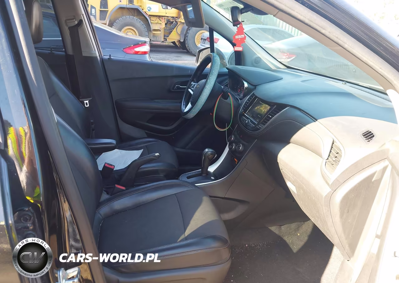 2019 Chevrolet Trax Lt VIN:KL7CJPSB4KB925001 - 5