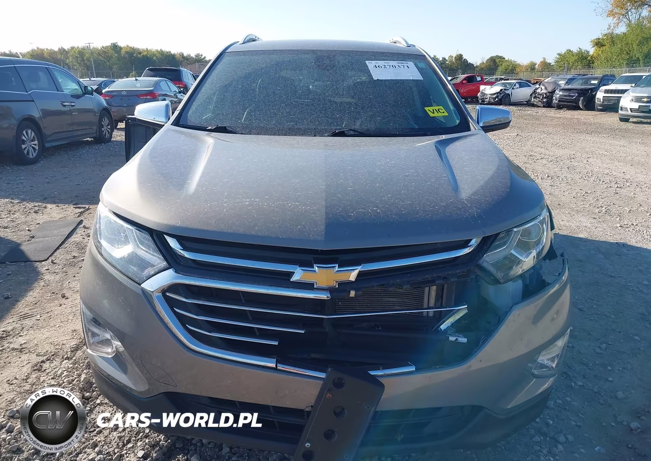 2018 Chevrolet Equinox Premier VIN:3GNAXVEVXJS619272 - 12