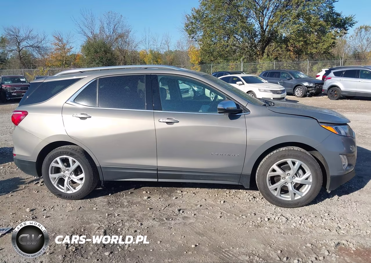 2018 Chevrolet Equinox Premier VIN:3GNAXVEVXJS619272 - 13
