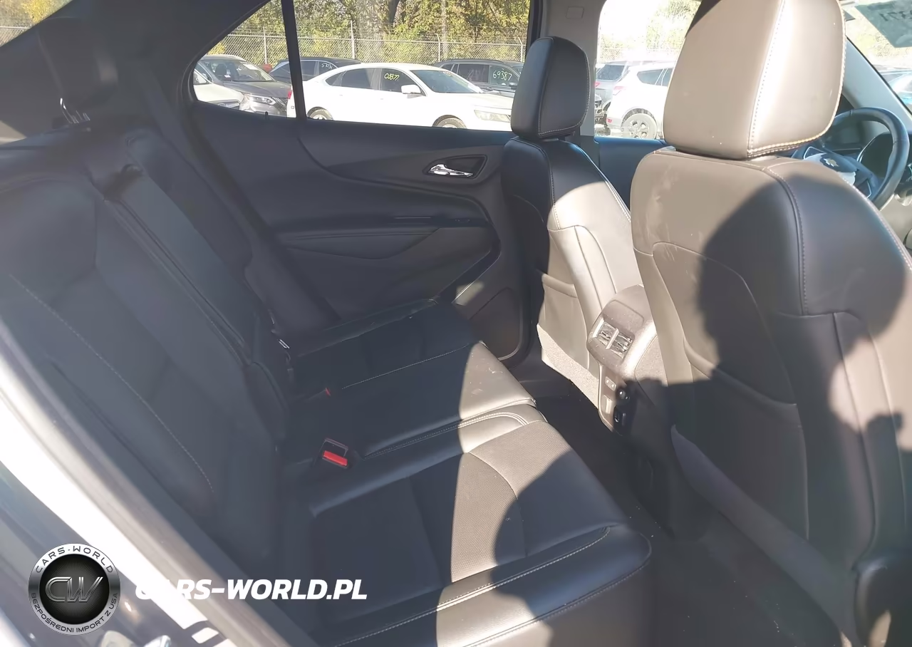 2018 Chevrolet Equinox Premier VIN:3GNAXVEVXJS619272 - 8