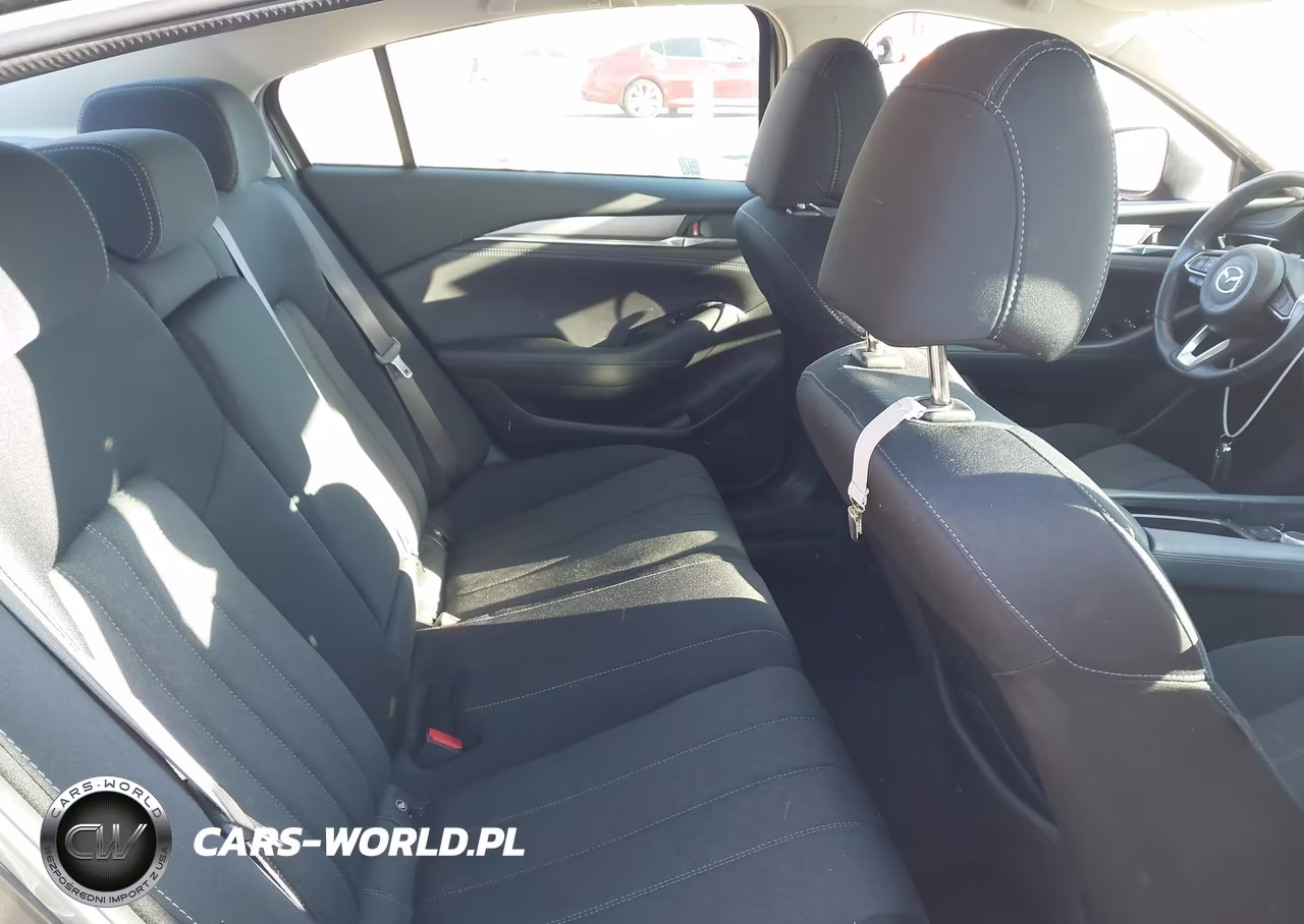 2018 Mazda Mazda6 Sport VIN:JM1GL1UM9J1325069 - 8