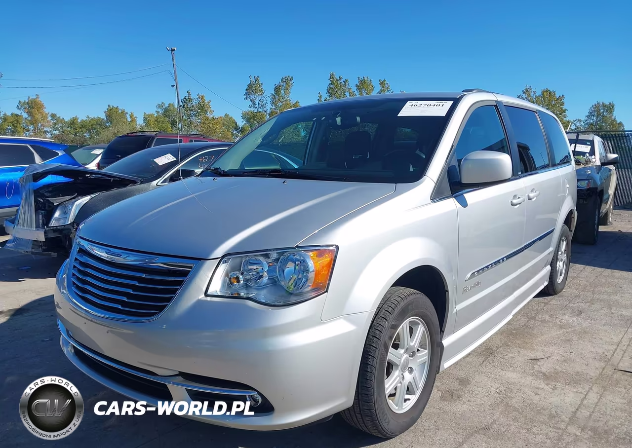 2011 Chrysler Town & Country Touring VIN:2A4RR5DG5BR766147 - 2