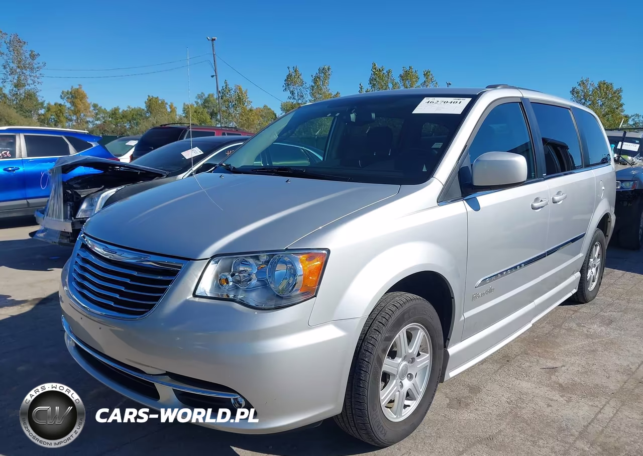 2011 Chrysler Town & Country Touring VIN:2A4RR5DG5BR766147 - 6