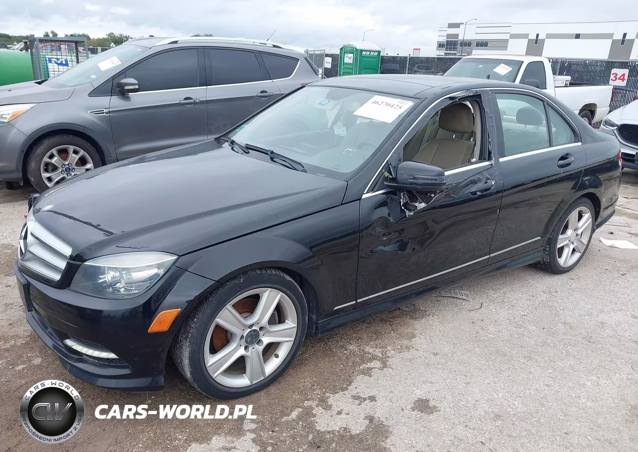 2011 Mercedes-Benz C 300 Luxury 4Matic-Sport 4Matic VIN:WDDGF8BB3BR150537 - 2