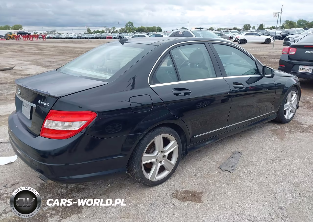 2011 Mercedes-Benz C 300 Luxury 4Matic-Sport 4Matic VIN:WDDGF8BB3BR150537 - 4