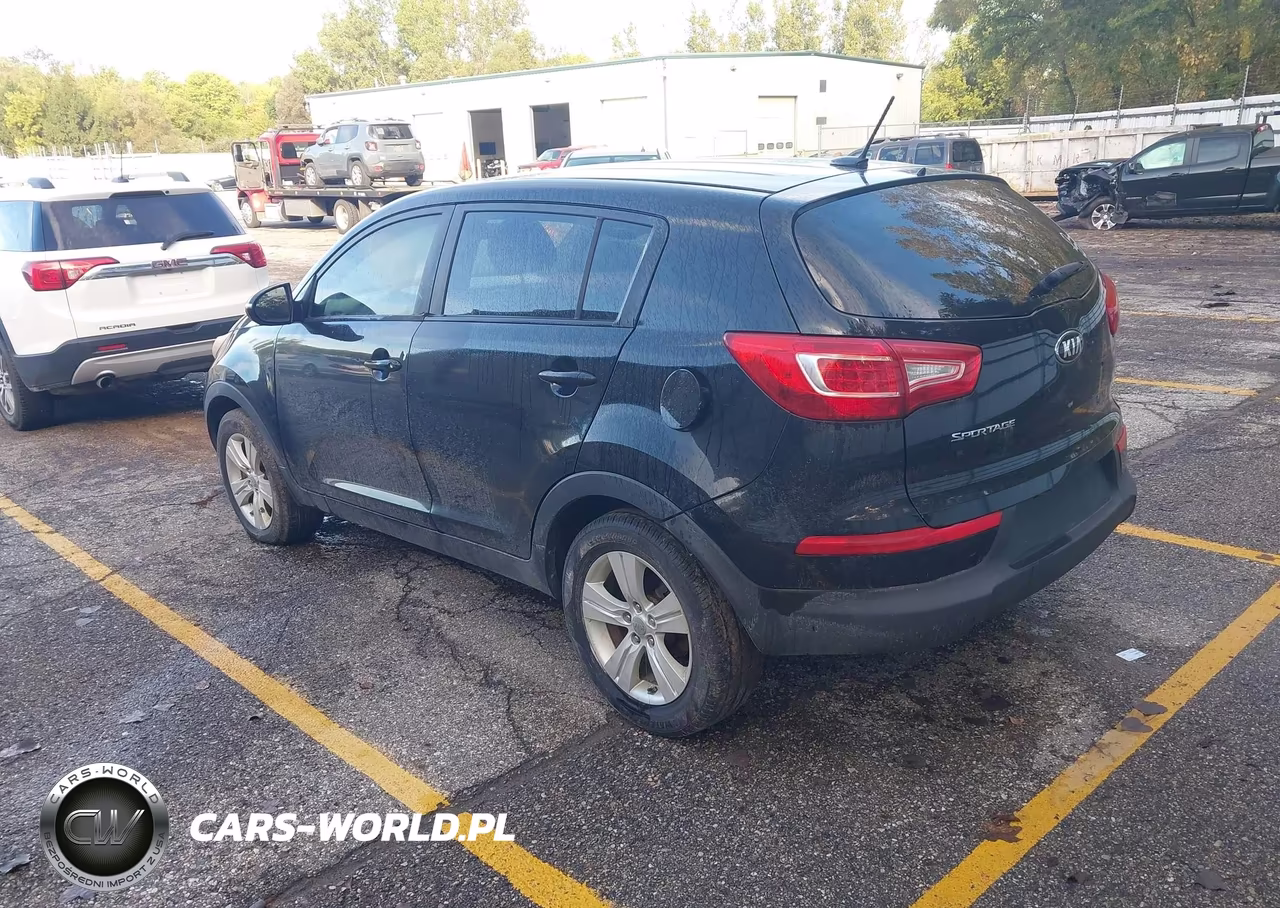 2013 Kia Sportage Lx VIN:KNDPB3A26D7399388 - 3