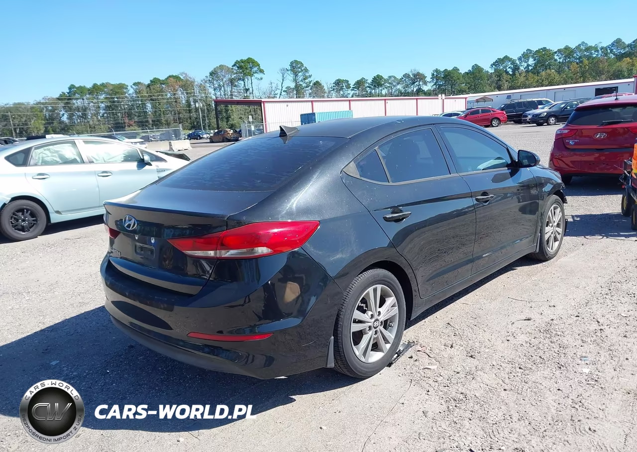 2017 Hyundai Elantra Se VIN:5NPD84LF1HH064130 - 4